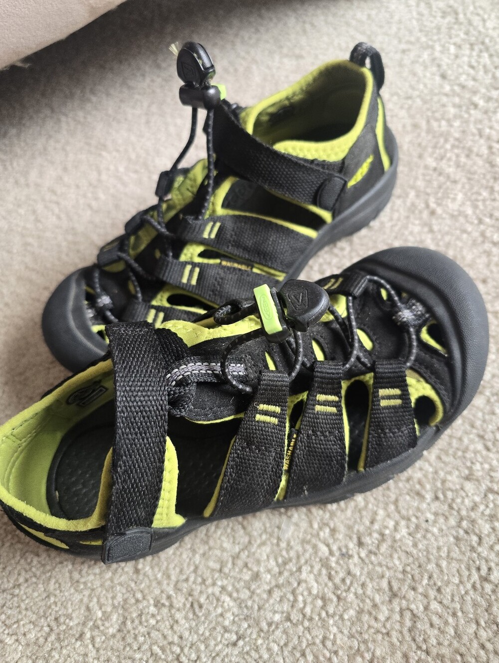 Keen Canada Kids' Toddler Newport H2 Quick Dry Sandals Youth Size 2